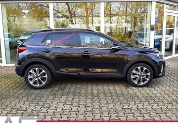 Kia Stonic 13.500 km 22.990 &euro; Chemnitz 09116