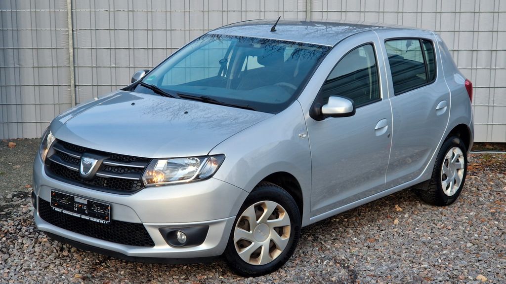 Dacia Sandero 133.196 km 5.890 &euro; Chemnitz 09114
