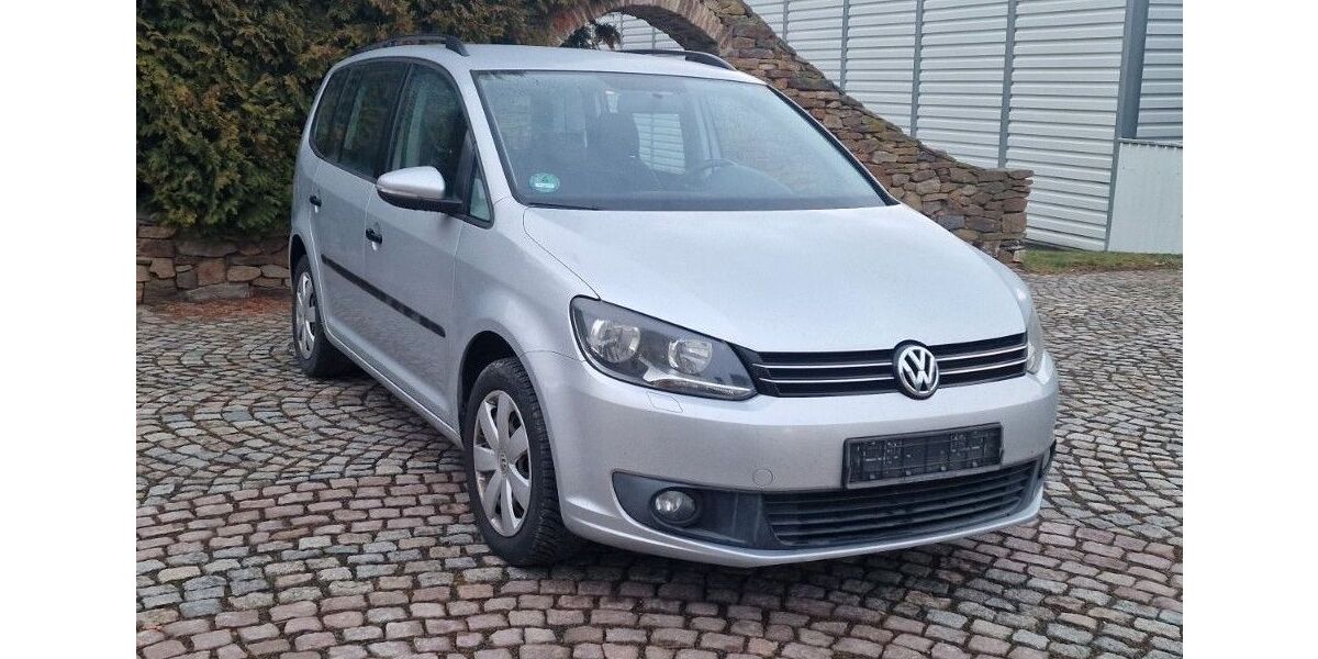 VW Touran 171.419 km 7.699 &euro; Siebenlehn Großschirma 09603