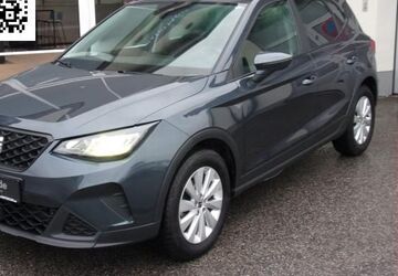 Seat Arona 38.883 km 16.390 &euro; Gornau 09405