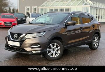 Nissan Qashqai 103.000 km 16.490 &euro; Chemnitz 09131