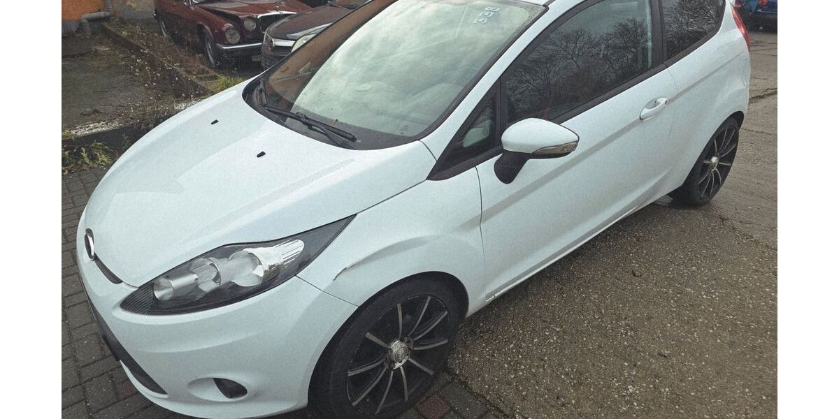 Ford Fiesta 123.319 km 1.990 &euro; Chemnitz 09114