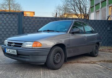 Opel Astra 152.000 km 1.699 &euro; Chemnitz 09114