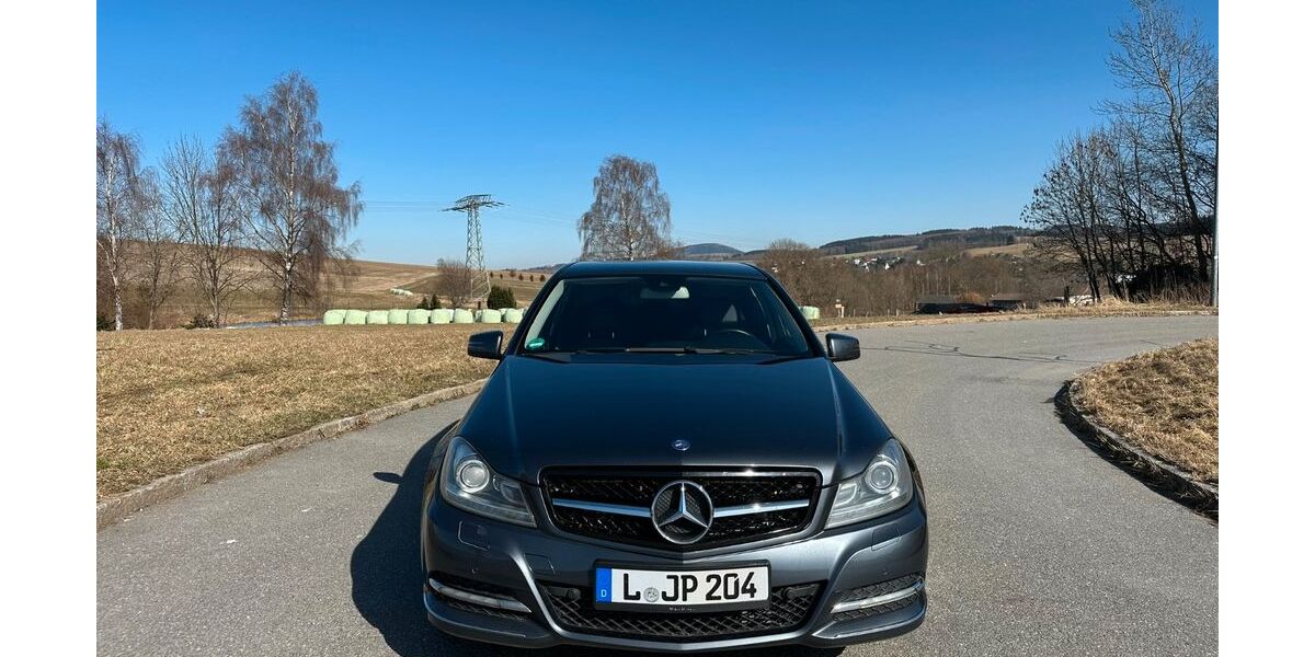 Mercedes-Benz C 250 234.301 km 11.699 &euro; Annaberg-Buchholz 09456