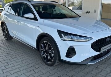 Ford Focus 13.777 km 23.590 &euro; Glauchau 08371