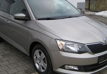 Skoda Fabia 72.000 km 10.490 &euro; Chemnitz 09125