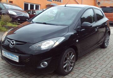 Mazda 2 156.682 km 3.199 &euro; Chemnitz 09114