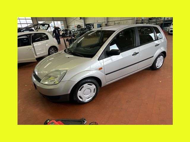 Ford Fiesta 87.326 km 3.900 &euro; Chemnitz 09111