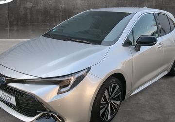 Toyota Corolla 10.393 km 31.490 &euro; Chemnitz 09119