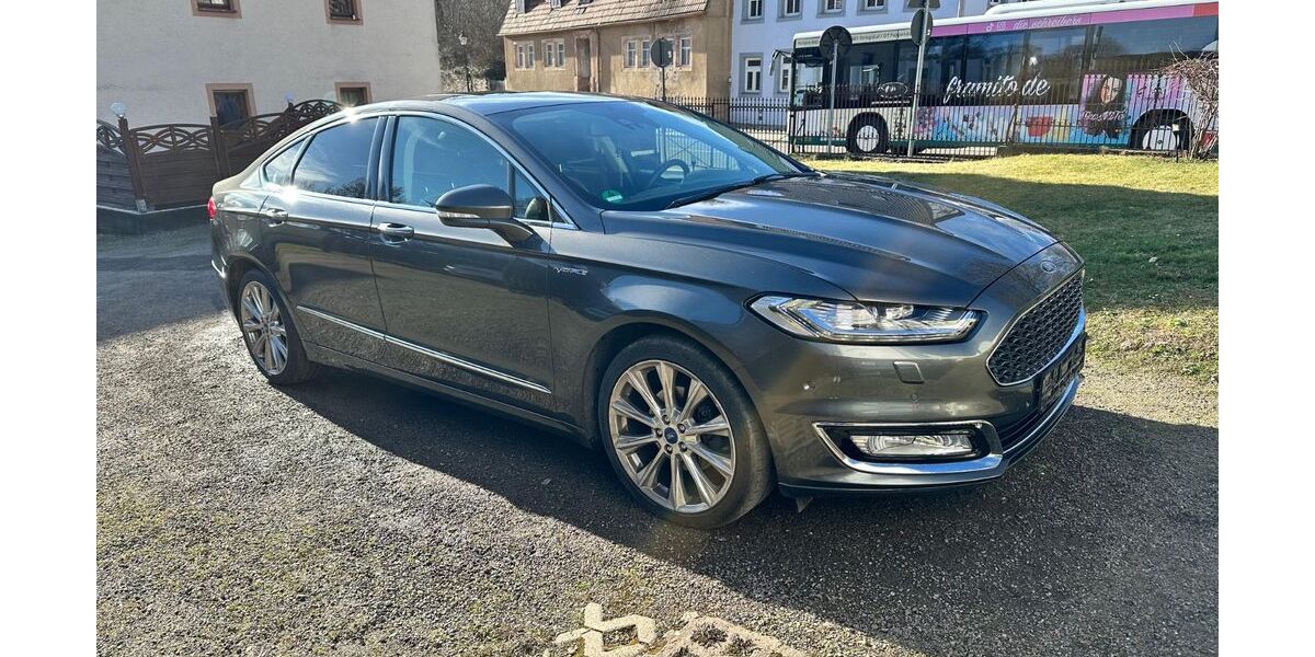 Ford Mondeo 144.724 km 16.999 &euro; Oederan 09569