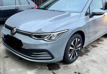 VW Golf 110.166 km 15.700 &euro; Großschirma 09603