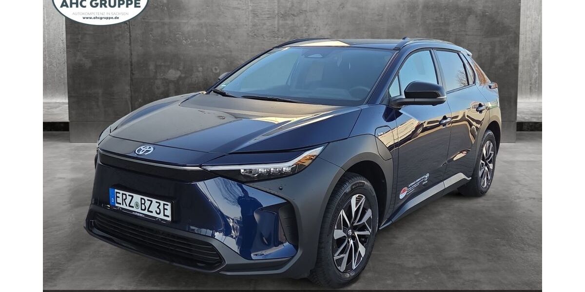 Toyota bZ4X 2.806 km 38.990 &euro; Chemnitz 09119