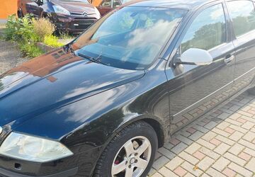 Skoda Octavia 203.000 km 1.490 &euro; Chemnitz 09114