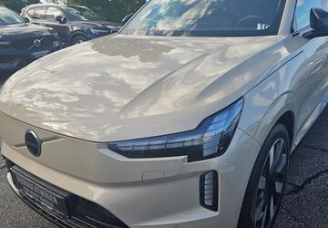 Volvo EX90 12.750 km 73.998 &euro; Chemnitz OT Röhrsdorf 09247