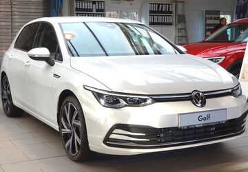 VW Golf 48.500 km 29.985 &euro; Remse OT Kertzsch 08373