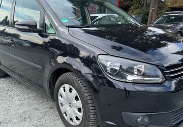 VW Touran 422.570 km 2.599 &euro; Chemnitz 09125