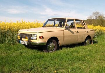 Wartburg 353 80.000 km 5.000 &euro; Waldenburg 08396