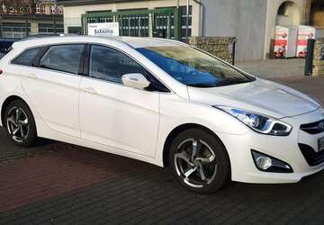 Hyundai i40 95.495 km 9.499 &euro; Chemnitz 09120