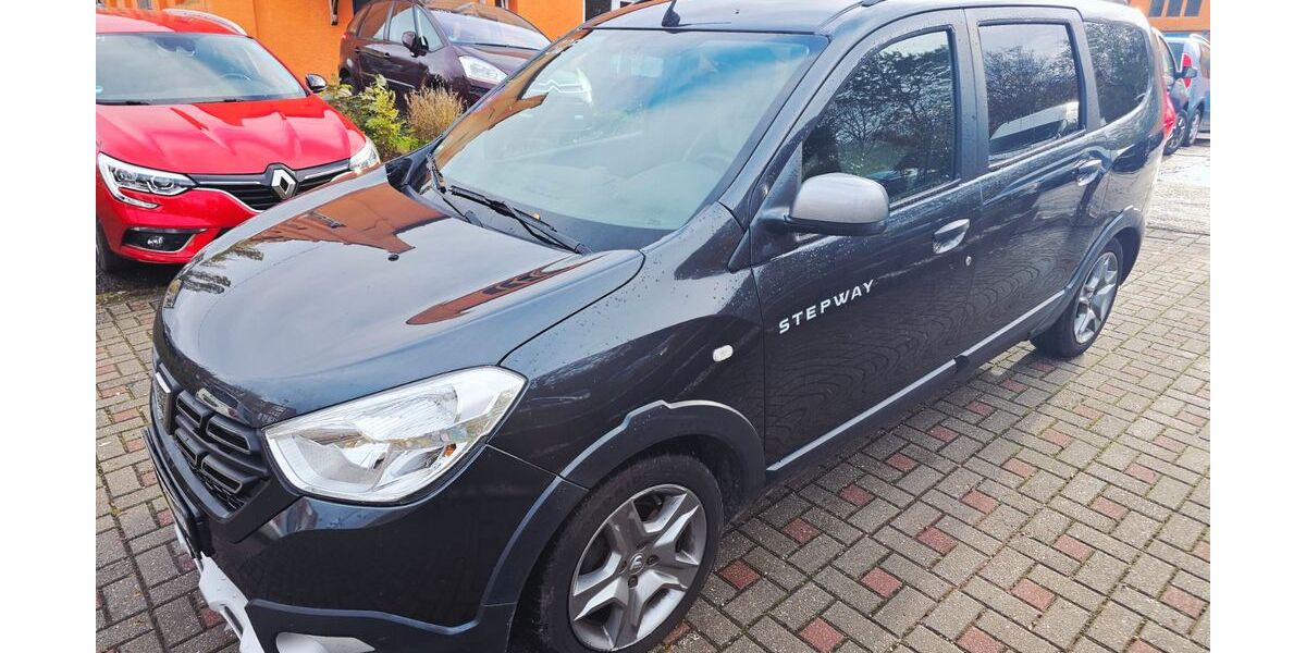 Dacia Lodgy 79.091 km 8.990 &euro; Chemnitz 09114