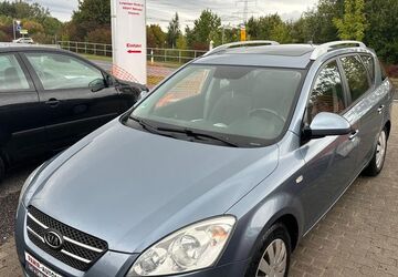 Kia Andere 195.000 km 2.490 &euro; Röhrsdorf Chemnitz 09247