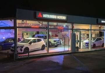 Mitsubishi Outlander 15.795 km 22.799 &euro; Hartmannsdorf 09232