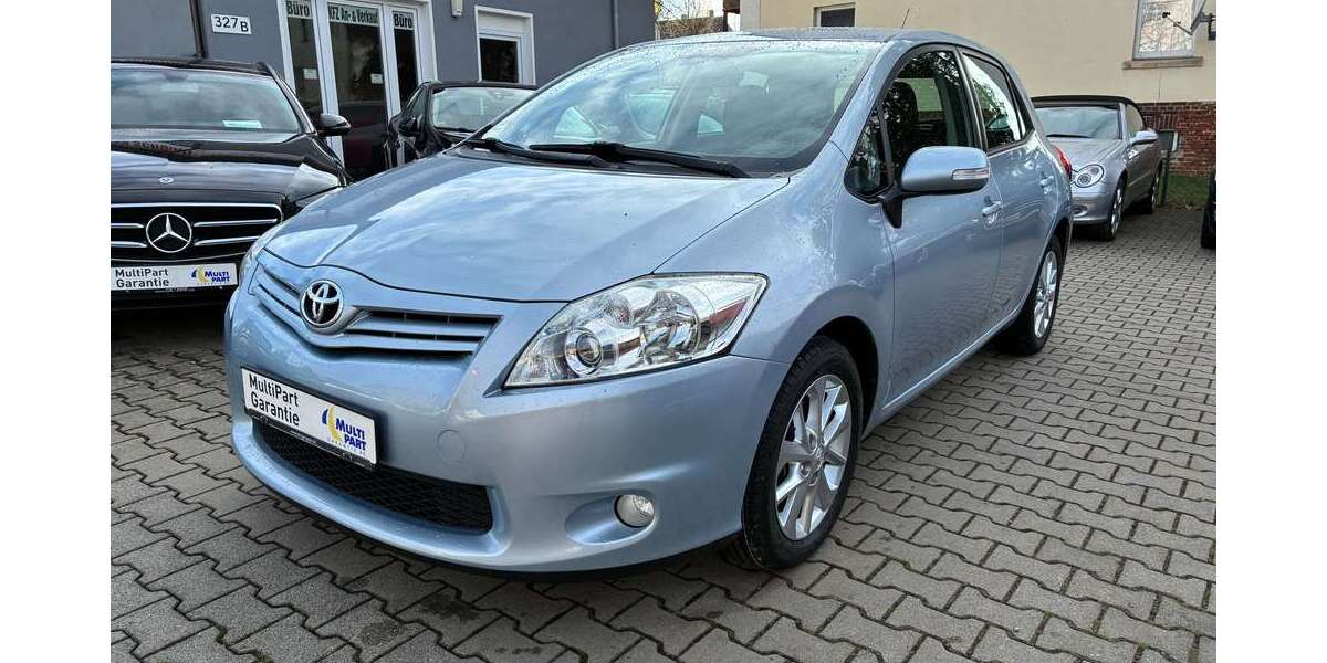 Toyota Auris 47.000 km 7.990 &euro; Chemnitz 09116