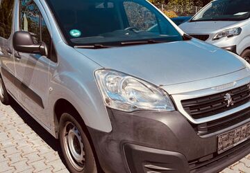 Peugeot Partner 215.000 km 4.800 &euro; chemnitz 09120