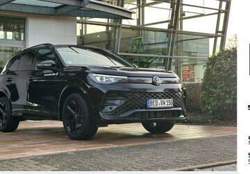 VW Tiguan 2.000 km 61.890 &euro; Brand-Erbisdorf 09618