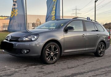 VW Golf 154.000 km 6.000 &euro; Oelsnitz 09376