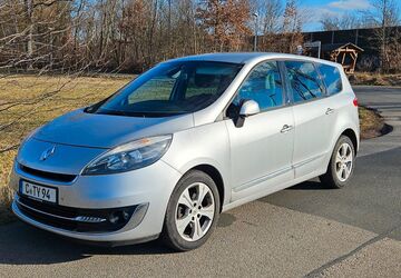 Renault Grand Scenic 181.000 km 4.900 &euro; Chemnitz 09112