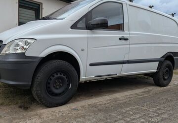Mercedes-Benz Vito 237.482 km 7.200 &euro; Taura 04889