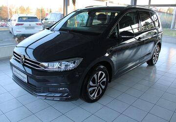 VW Touran 102.656 km 22.200 &euro; Waldheim 04736