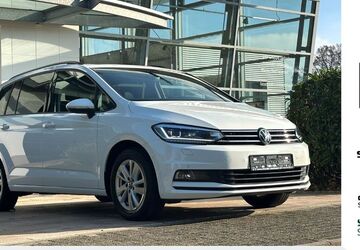 VW Touran 51.696 km 29.990 &euro; Brand-Erbisdorf 09618