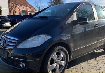Mercedes-Benz A 170 173.215 km 1.650 &euro; Chemnitz 09113