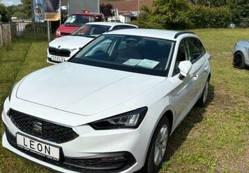Seat Leon 3.000 km 25.990 &euro; Frankenberg 09669
