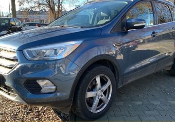 Ford Kuga 70.500 km 10.790 &euro; Chemnitz 09113