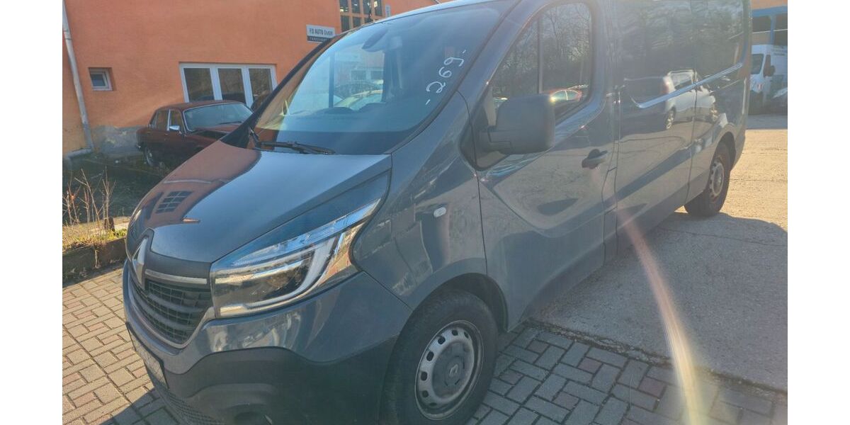 Renault Trafic 298.000 km 11.990 &euro; Chemnitz 09114