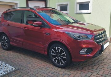Ford Kuga 66.000 km 17.500 &euro; Hohenstein-Ernstthal 09337
