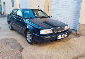 Volvo 460 21.800 km 12.990 &euro; Limbach Oberfrohna 09212