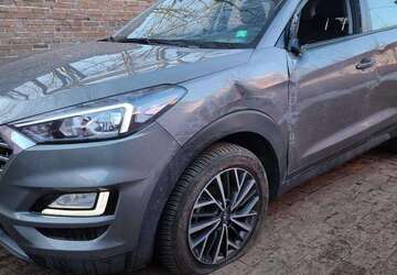 Hyundai TUCSON 30.550 km 13.790 &euro; Chemnitz 09116