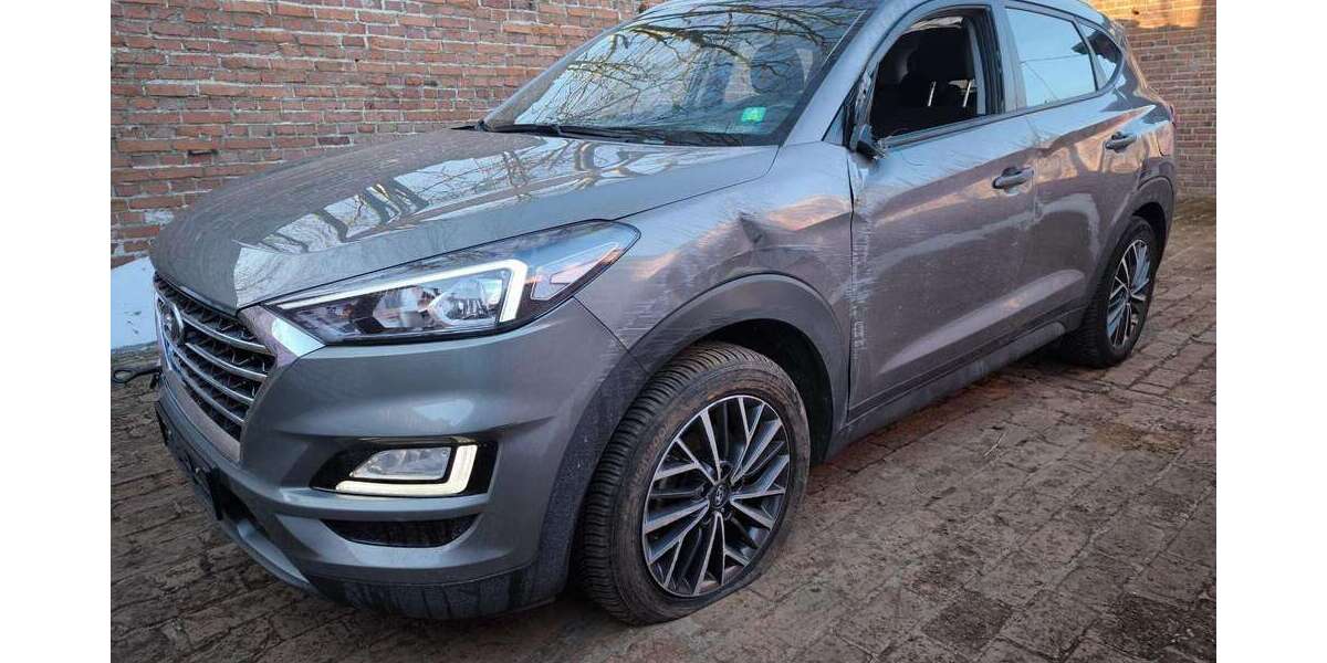 Hyundai TUCSON 30.550 km 13.790 &euro; Chemnitz 09116