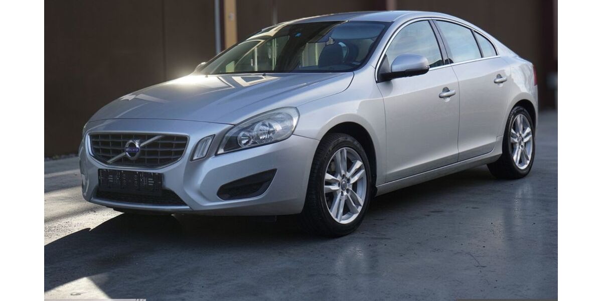 Volvo S60 79.800 km 12.700 &euro; Chemnitz 09120