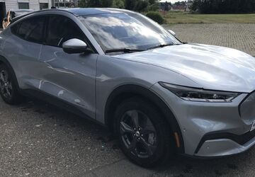 Ford Mustang Mach-E 27.000 km 33.590 &euro; Glauchau 08371