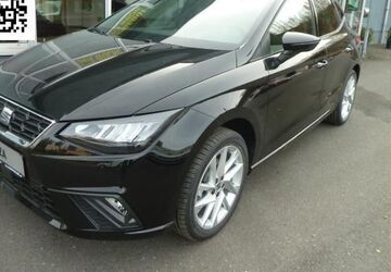 Seat Ibiza 5.000 km 25.770 &euro; Gornau 09405