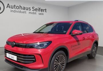 VW Tiguan 14.000 km 49.700 &euro; Annaberg-Buchholz 09456