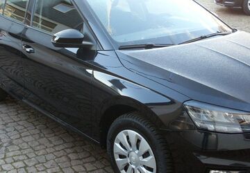 Skoda Fabia 46.600 km 13.300 &euro; Waldheim 04736