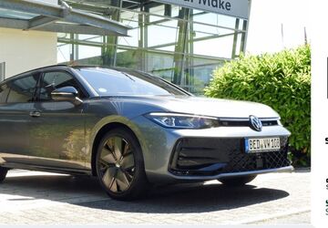 VW Passat 7.422 km 58.890 &euro; Brand-Erbisdorf 09618