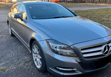 Mercedes-Benz CLS 350 Shooting Brake 210.000 km 14.400 &euro; Limbach-Oberfrohna 09212