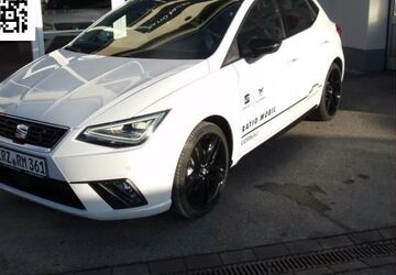 Seat Ibiza 2.500 km 29.880 &euro; Gornau 09405