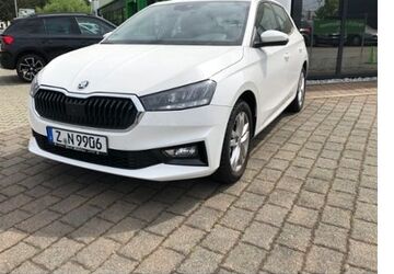 Skoda Fabia 8.500 km 19.750 &euro; Glauchau/ Sachsen 08371
